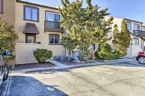 Ideal Wildwood Beach Home Walk To Boardwalk And Pier!