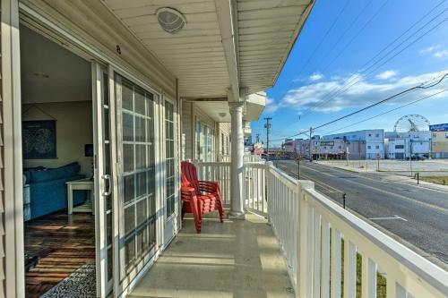 Wildwood Townhome Walk To Boardwalk And Beach!