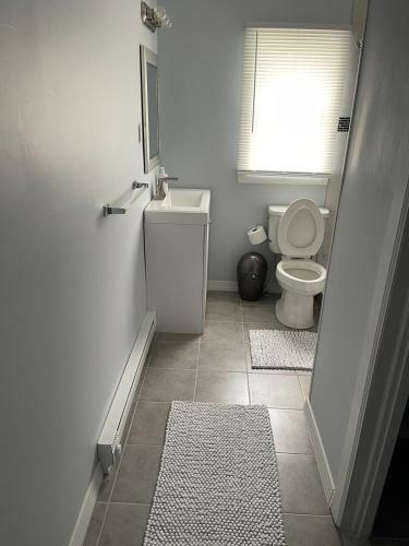 Affordable Beachfront Apartment With Balcony Sleeps 8