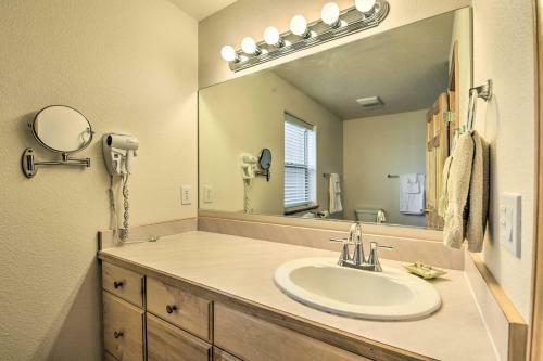 Apartamento 1-story Condo With Fireplace, 2 Mi To Angel Fire