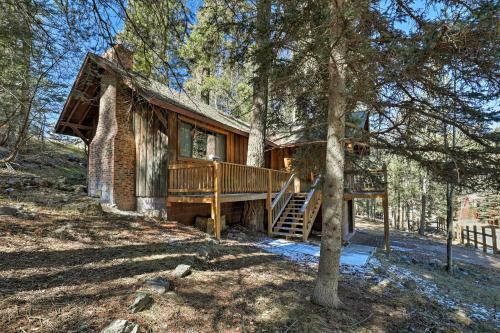 Reed Cabin With Deck - 3 Miles To Ski Cloudcroft!