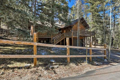 Reed Cabin With Deck - 3 Miles To Ski Cloudcroft!