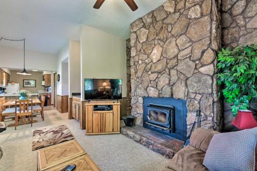 Apartamento Cozy, Rustic Condo Next To Angel Fire Resort!
