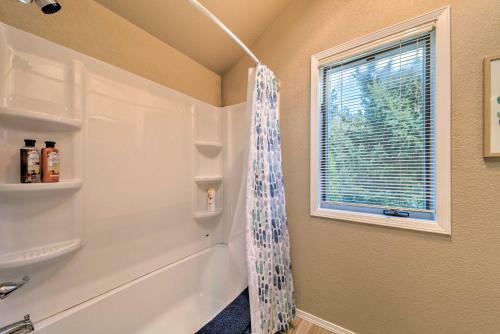 Cloudcroft Townhome With Deck, 1 Mi To Burro Ave