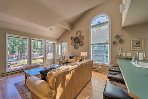 Cloudcroft Townhome With Deck, 1 Mi To Burro Ave