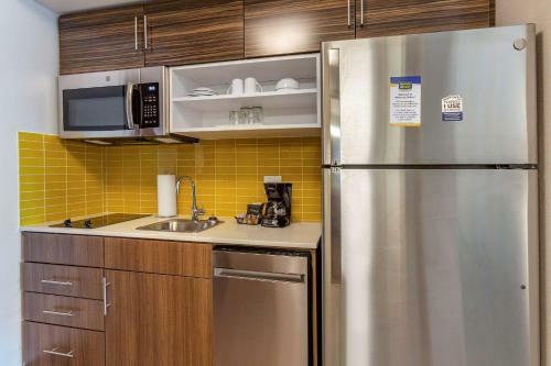 Hotel Mainstay Suites