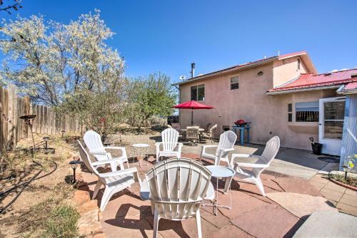 Secluded Desert Home With Fire Pit 3 Mi To Taos