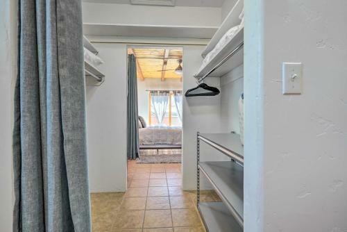 Adobe Home With Screened Patio - 3 Mi To Nmsu!