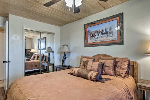 Apartamento Lavish Condo With 2 Decks - 5mi To Ruidoso Downs