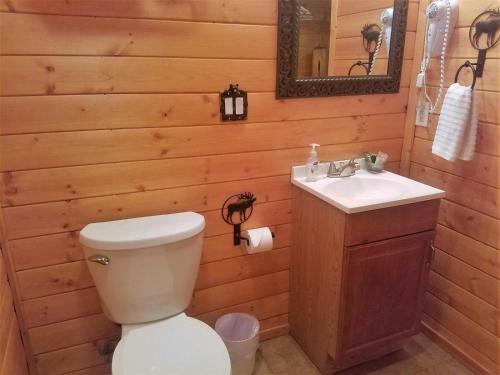 AC - #4 Mountain Cabin