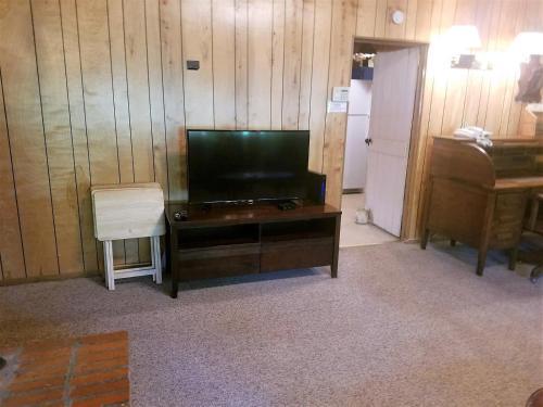 River Place Cabin