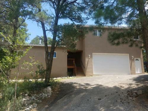 Pine Mountain Retreat