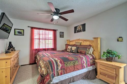Cozy Bear Hill Cabin With Hot Tub And Game Room!