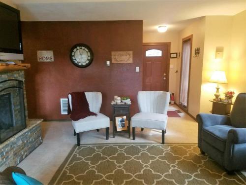 The Lodge At Mountain Shadows