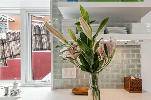 Casa Rojo - Sleek And Comfortable, Blocks From The Plaza