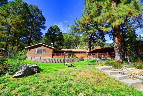 Rivers Edge Cabin - Cozy Cabins Llc