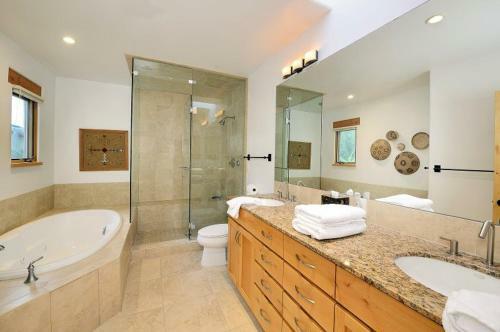Bishop`s Lodge Villa 38f