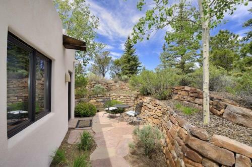 Ponderosa Estate