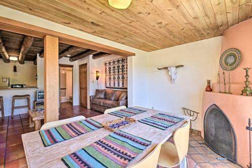 Apartamento Valdez Adobe Condo With Balcony- 8mi To Taos Ski