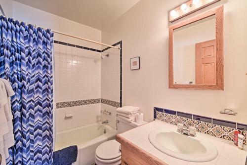 Apartamento Valdez Adobe Condo With Balcony- 8mi To Taos Ski