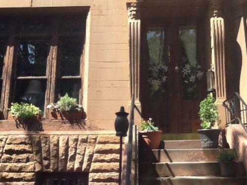 Sankofa Aban Bed And Breakfast