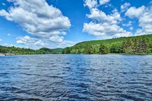 Quiet Home With Beach Access On Great Sacandaga Lake