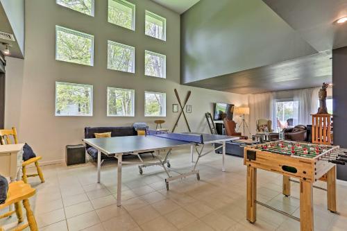 Luxe Lakefront Family Cottage With Private Dock