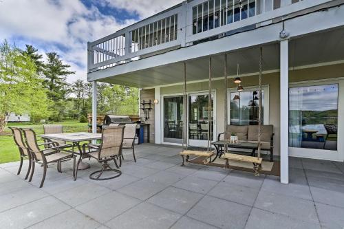 Luxe Lakefront Family Cottage With Private Dock
