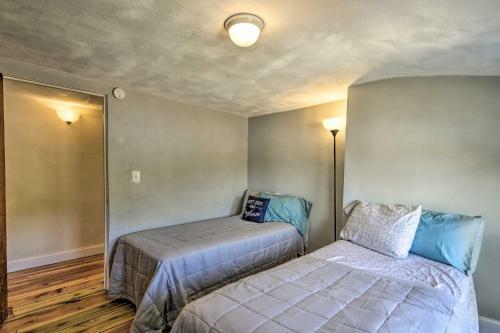 Charming Apartment With Deck, 5 Miles To Campus!