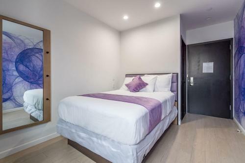 Hotel Ninety Five Fordham / St. Barnabas Hospital