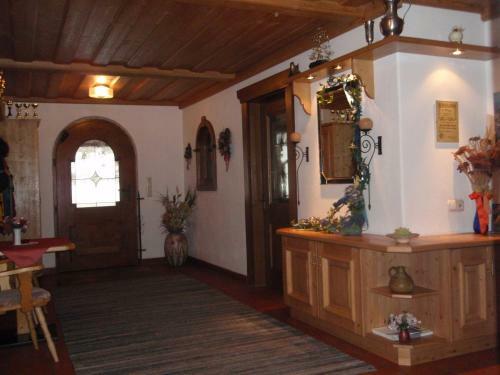Hostal Pension Appartements Via Claudia