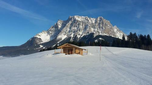 Hostal Pension Appartements Via Claudia