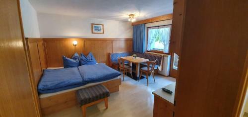 Hostal Pension Appartements Via Claudia