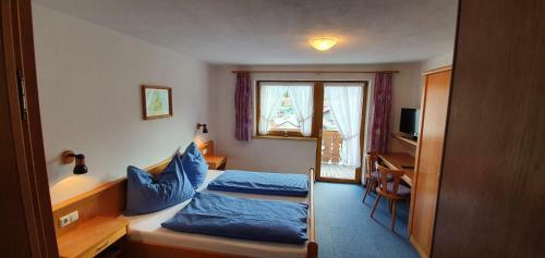 Hostal Pension Appartements Via Claudia