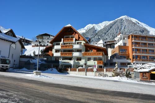 Hotel Garni Alpenhof