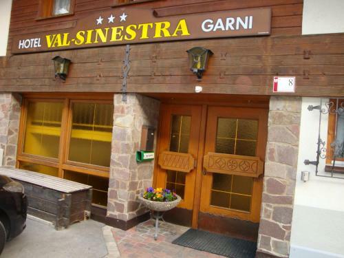 Hostal Hotel Garni Val-sinestra