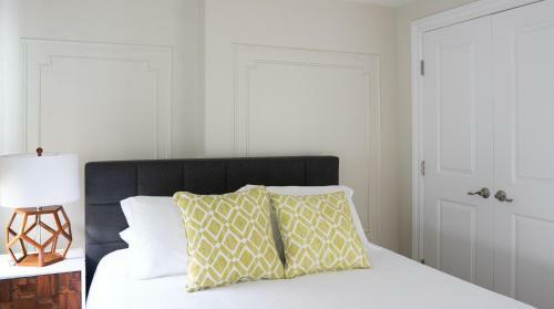 Apartamento Plum Guide - The Trimmed Walls