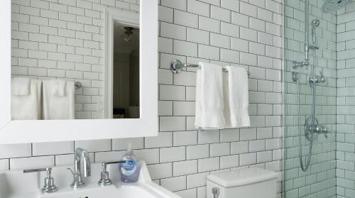 Apartamento Plum Guide - The Trimmed Walls