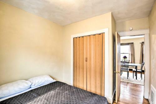 Centrally-located Apartment About 4 Mi To Campus!