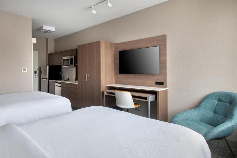 Hotel Towneplace Suites By Marriott New York Brooklyn