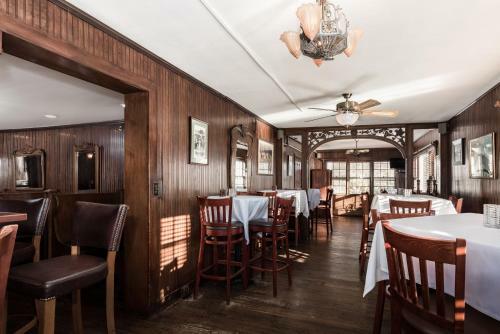 Bed & Breakfast The Huntting Inn
