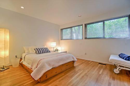 Apartamento Peaceful East Hampton Apt With Yard And Shared Pool!