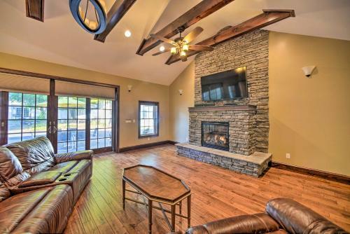 Charming Home Steps From Lake George With Bbq!