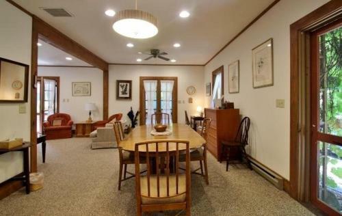 10 Merrill Avenue Home