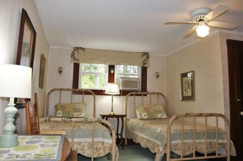 42 Forest Lane Home