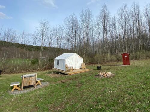 Tentrr Signature - Fenimore Slope