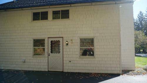 1st Class Rentals The Thurman Munson House