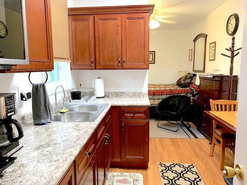 Hostal Micosta Leisure Inn