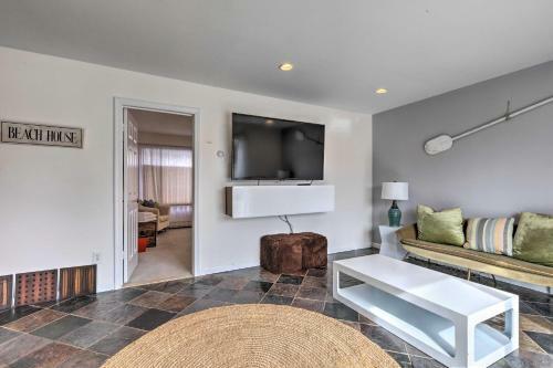 Modern Hampton Bays House With Pool And Bay Rights!
