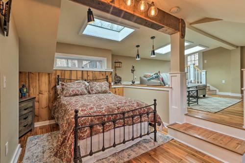 Renovated Hudson Valley Escape With Fenced-in Yard!